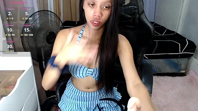 kourtneyluv  online show from 10, 5, 2026