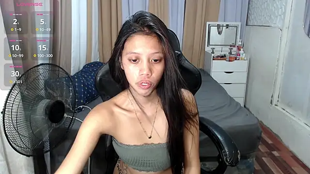 Snapshot of kourtneyluv_ chatting on 29, 6, 2026 kourtneyluv online show from 29, 6, 2026