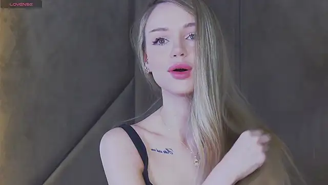 MarilynNova online show from 5, 6, 2026