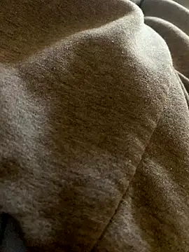 MuzzyFacing online show from 26, 11, 2025