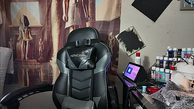 Triggerhappycj100 online show from 7, 5, 2026