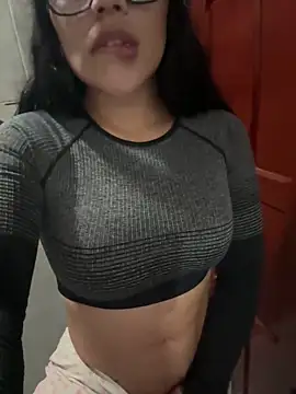 laure torres online show from 25, 10, 2025