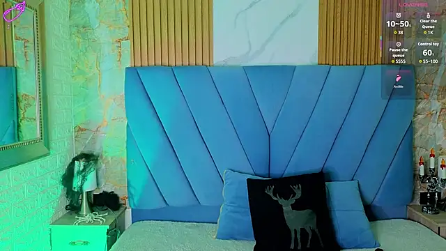 violett  golden online show from 9, 10, 2025