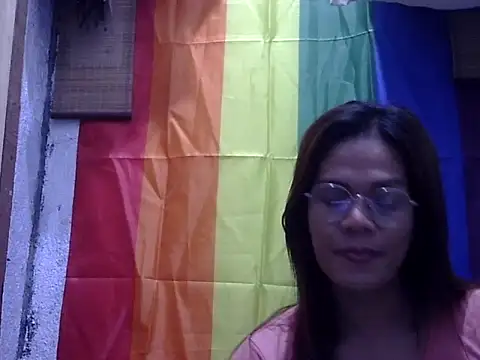 juicycum069 online show from 13, 7, 2026
