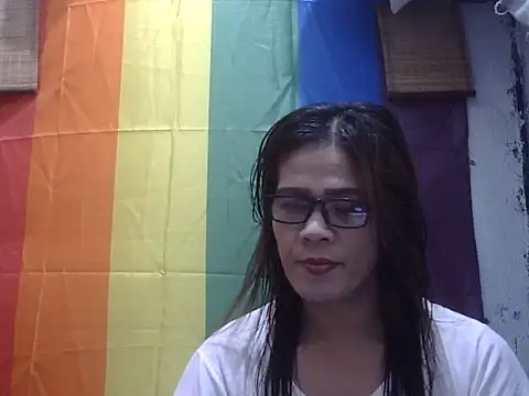 juicycum069 online show from 17, 7, 2026