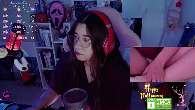 Pink girl0n online show from 5, 11, 2025