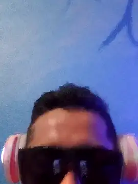 PitudoWuero online show from 4, 10, 2025