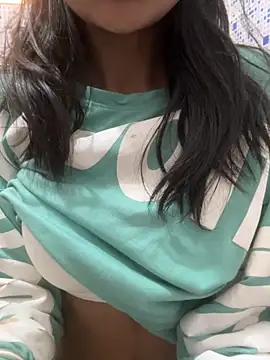 Snapshot of modelnishu chatting on 8, 11, 2025 modelnishu online show from 8, 11, 2025