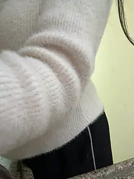 Snapshot of modelnishu chatting on 4, 2, 2026 modelnishu online show from 4, 2, 2026