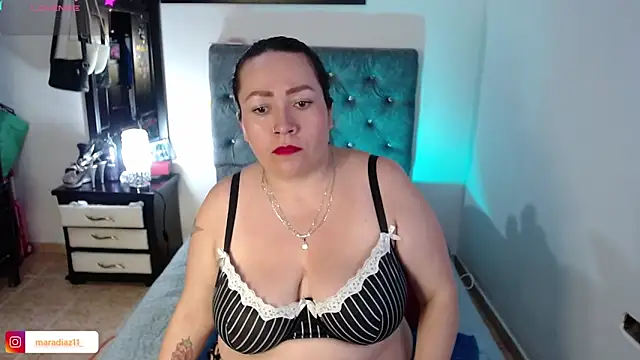 MaraDiaz11 online show from 5, 5, 2026