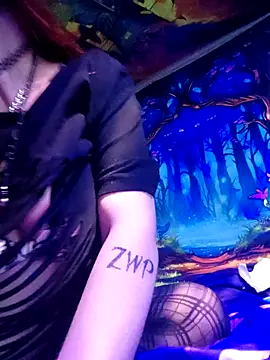 Snapshot of TWiSTYTheTwizted chatting on 9, 10, 2025 TWiSTYTheTwizted online show from 9, 10, 2025