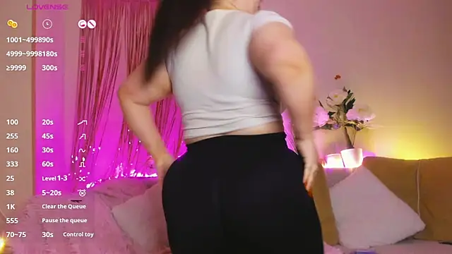 Miss Mila  online show from 30, 4, 2026