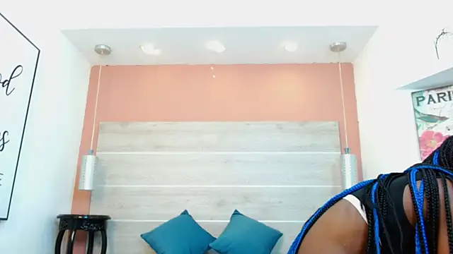 AlexandraCambell online show from 3, 5, 2026