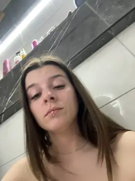 LilyIrons online show from 29, 4, 2026