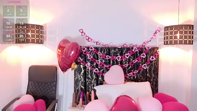 Snapshot of evvaa_moon69 chatting on 14, 2, 2026 evvaa moon69 online show from 14, 2, 2026