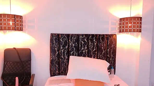 Snapshot of evvaa_moon69 chatting on 12, 3, 2026 evvaa moon69 online show from 12, 3, 2026