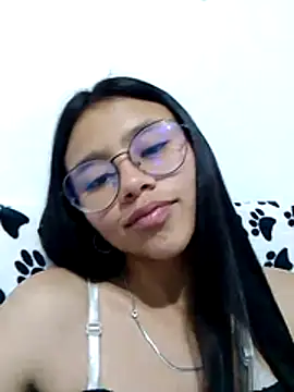 SofieLove 01 online show from 26, 4, 2026
