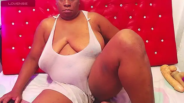 Snapshot of wonderfuldiana chatting on 16, 12, 2025 wonderfuldiana online show from 16, 12, 2025