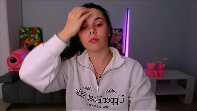 Snapshot of queenofthesense_ chatting on 29, 10, 2025 queenofthesense online show from 29, 10, 2025