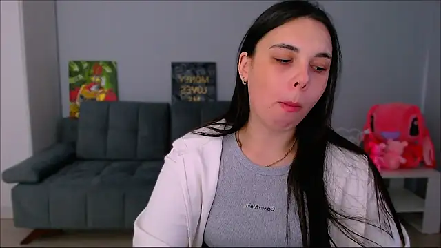 Snapshot of queenofthesense_ chatting on 11, 11, 2025 queenofthesense online show from 11, 11, 2025