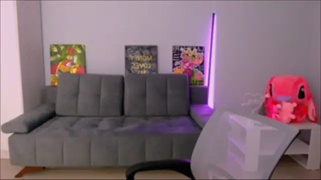 Snapshot of queenofthesense_ chatting on 12, 11, 2025 queenofthesense online show from 12, 11, 2025