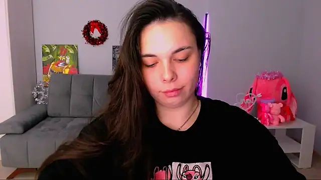 Snapshot of queenofthesense_ chatting on 28, 11, 2025 queenofthesense online show from 28, 11, 2025