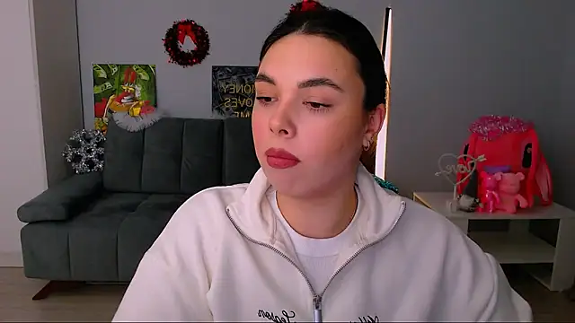 Snapshot of queenofthesense_ chatting on 21, 12, 2025 queenofthesense online show from 21, 12, 2025