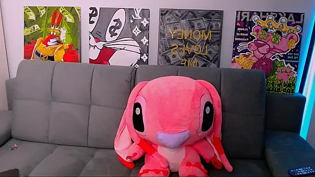 Snapshot of queenofthesense_ chatting on 8, 3, 2026 queenofthesense online show from 8, 3, 2026