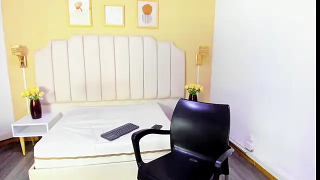 Snapshot of michael_hill1 chatting on 6, 10, 2025 michael hill1 online show from 6, 10, 2025