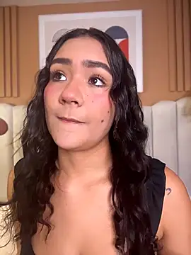 noa moon online show from 5, 2, 2026