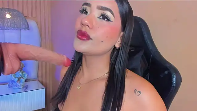 noa moon online show from 10, 7, 2026