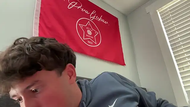 isiah xx online show from 28, 9, 2025