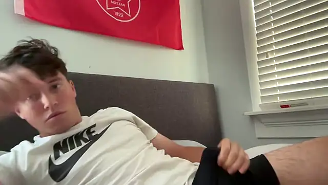 isiah xx online show from 22, 10, 2025