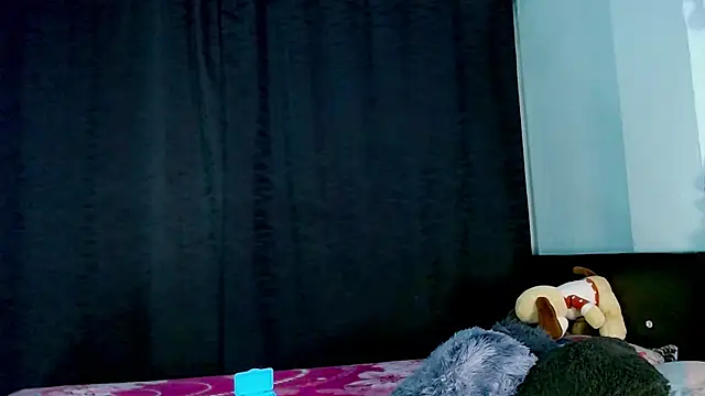 EVAH LEE  online show from 26, 11, 2025