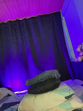 Snapshot of EVAH_LEE_ chatting on 17, 6, 2026 EVAH LEE online show from 17, 6, 2026
