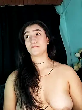 EVAH LEE  online show from 17, 7, 2026