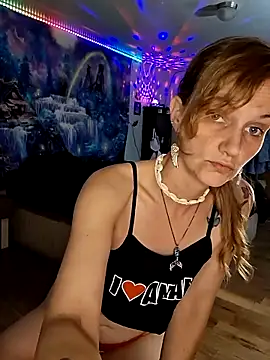 PeachyAriel online show from 6, 5, 2026