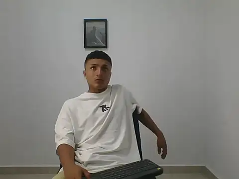 yissus 20  online show from 8, 4, 2026