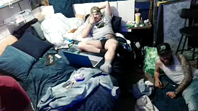 Snapshot of Xstumpy chatting on 15, 4, 2026 Xstumpy online show from 15, 4, 2026