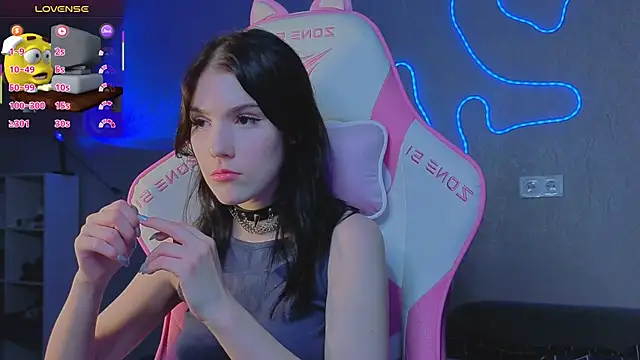 Sophie SkyAngel online show from 17, 12, 2025