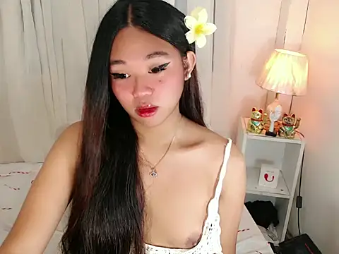 Malia cummer online show from 26, 6, 2026