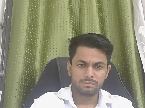 ursdreamperson online show from 8, 7, 2026