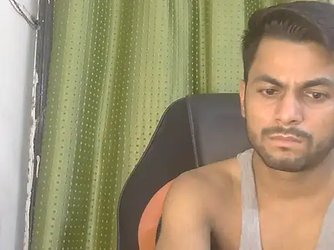 ursdreamperson online show from 8, 7, 2026