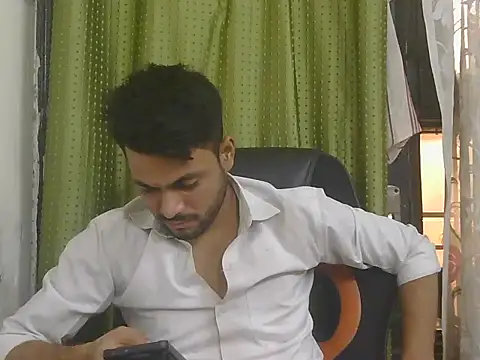 ursdreamperson online show from 26, 7, 2026