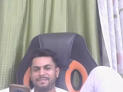 ursdreamperson online show from 26, 7, 2026