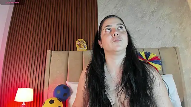  Cris Spicy  online show from 3, 7, 2026