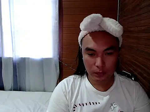 Snapshot of asianayumi chatting on 12, 10, 2025 asianayumi online show from 12, 10, 2025