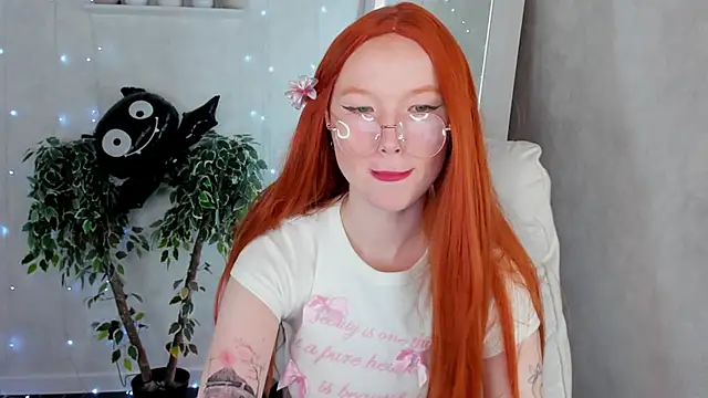 Snapshot of Anna_Patterson chatting on 6, 11, 2025 Anna Patterson online show from 6, 11, 2025