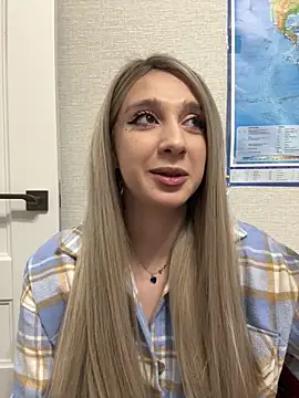 Snapshot of yourfavpsy_ chatting on 21, 12, 2025 yourfavpsy online show from 21, 12, 2025