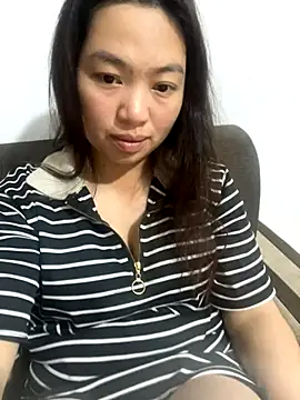 Nhung584 online show from 1, 11, 2025